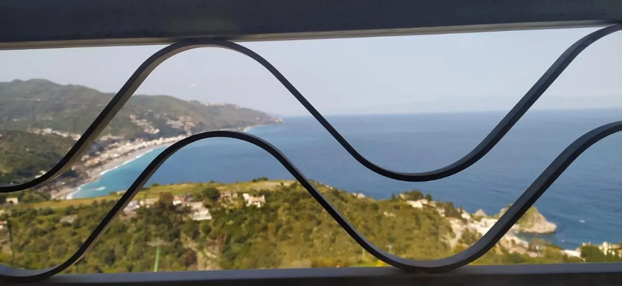 Blue Sky House Bed & Breakfast Taormina 3*,