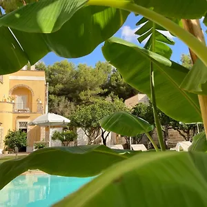 Bed & Breakfast Masseria Lu Iundulu 
