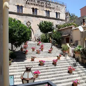 Duomo Di Alojamento de Acomodação e Pequeno-almoço