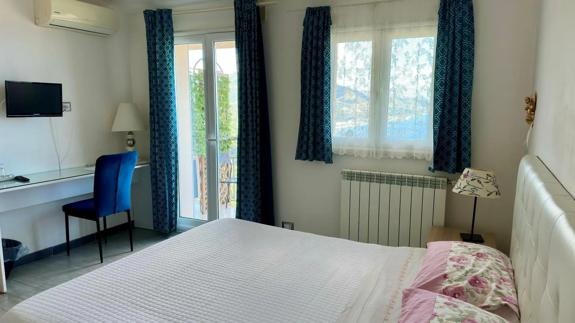 Bed & Breakfast Bed and Breakfast Blue Sky House Taormina